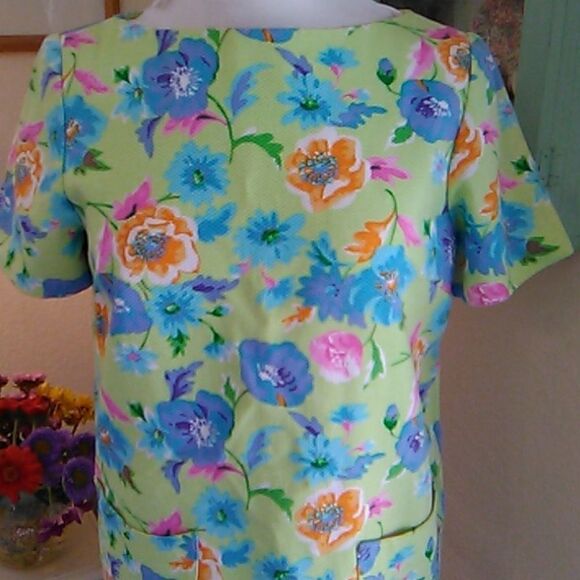 Laura Madrigano Shift Dress - Picture 2 of 9